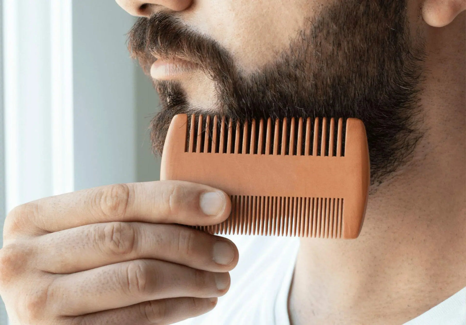 Comment prendre soin de sa barbe et la densifier ? 